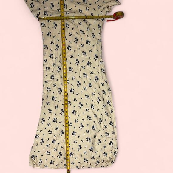 Butter yellow and blue floral - Picture 4 of 6